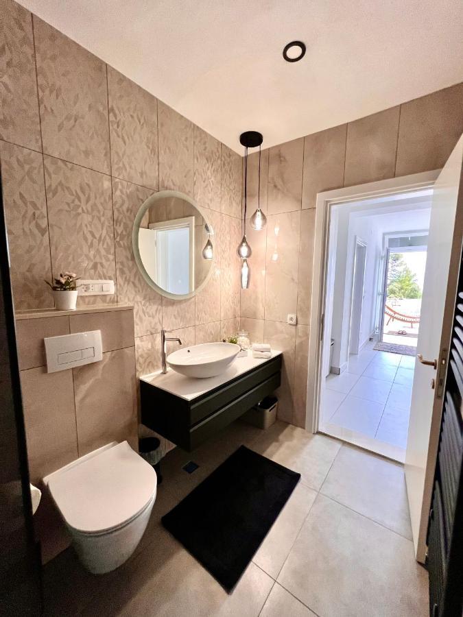 Seaview Pool Apartment-Lumiere, Island Hvar-Gdinj Exterior foto